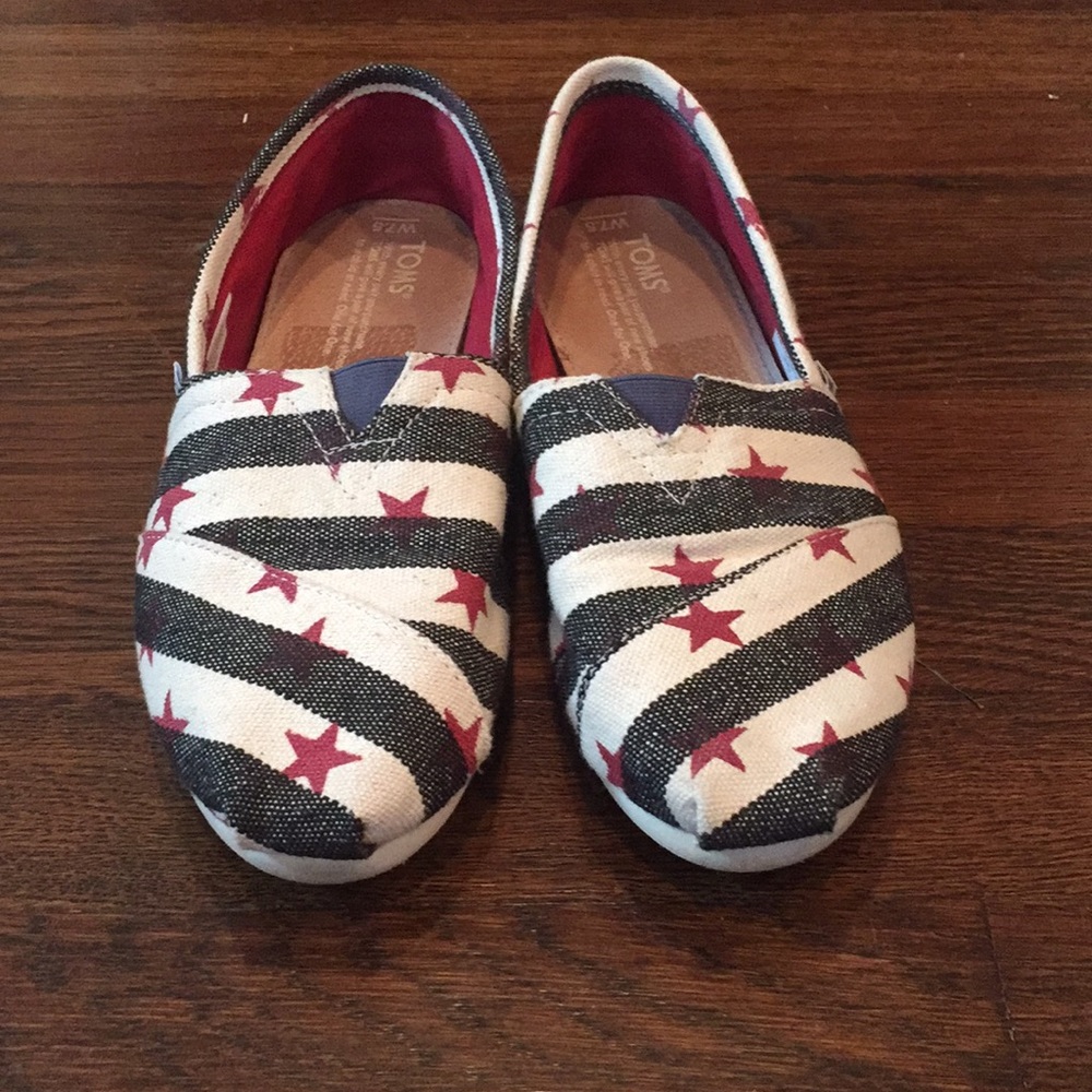 TOMS Classic slip-ons: Patriotic